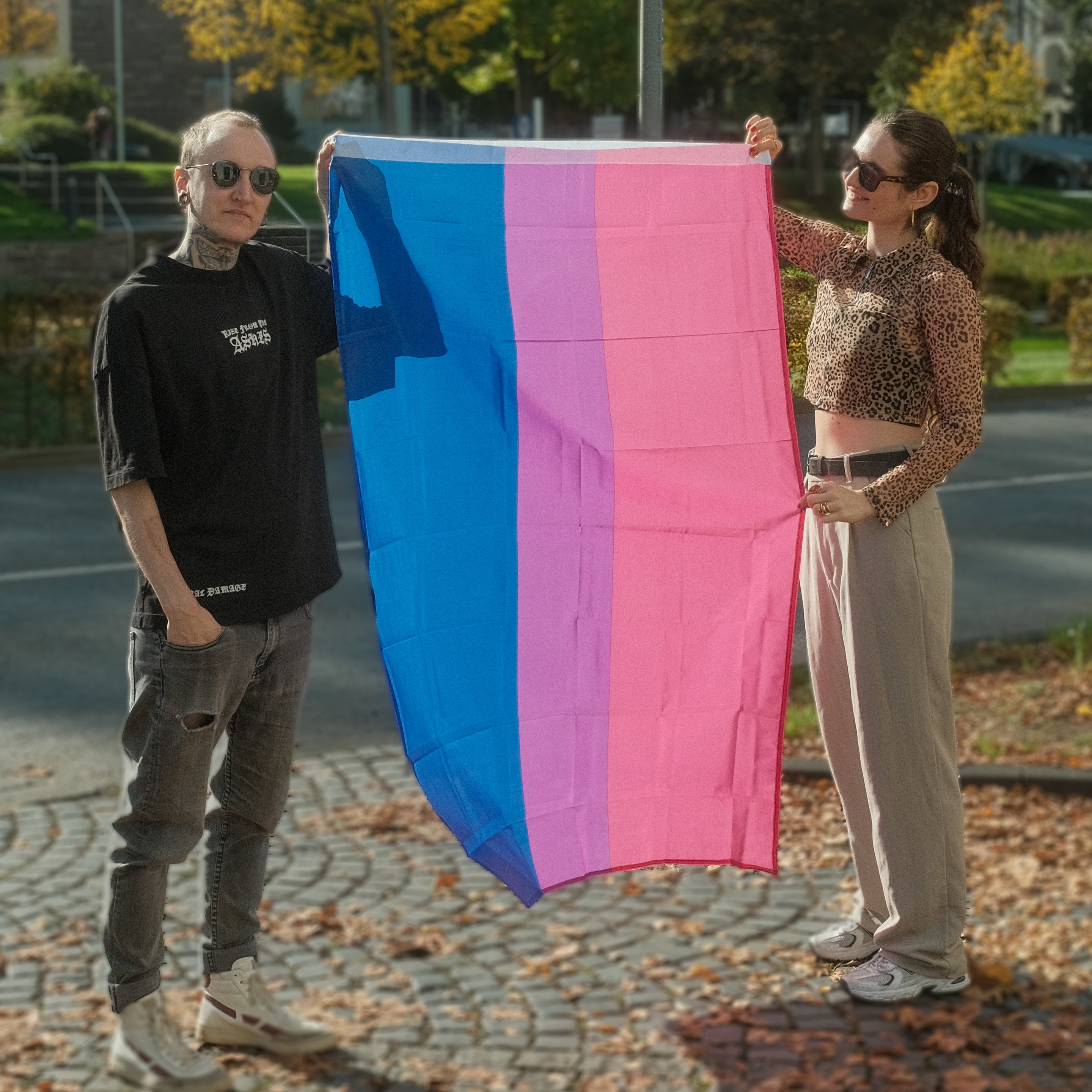 Bisexual Pride Flagge – 90×150 cm Stofffahne mit Ösen für CSD & Festival
