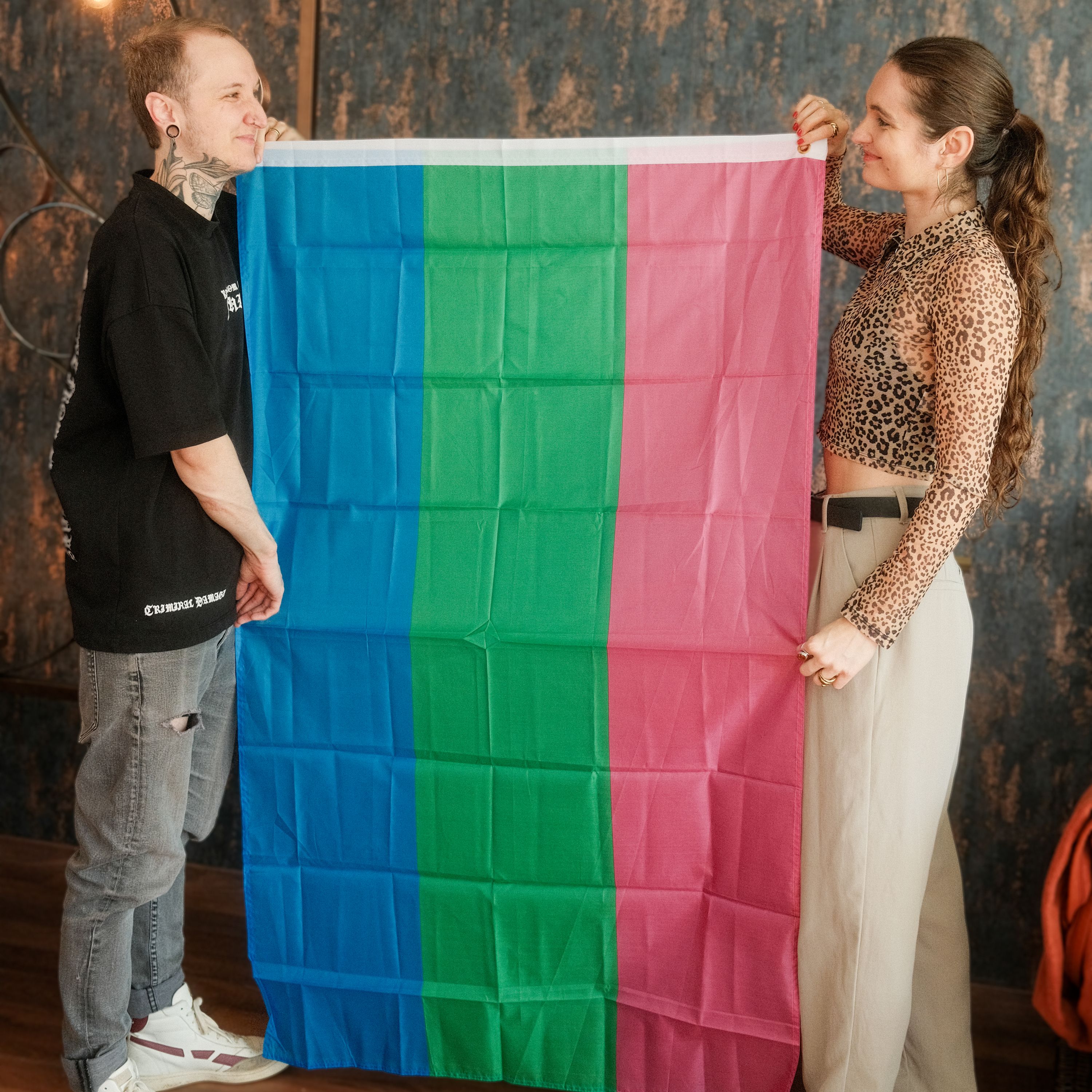 Polysexual Pride Flagge – 90×150 cm Stofffahne mit Ösen für CSD & Festival