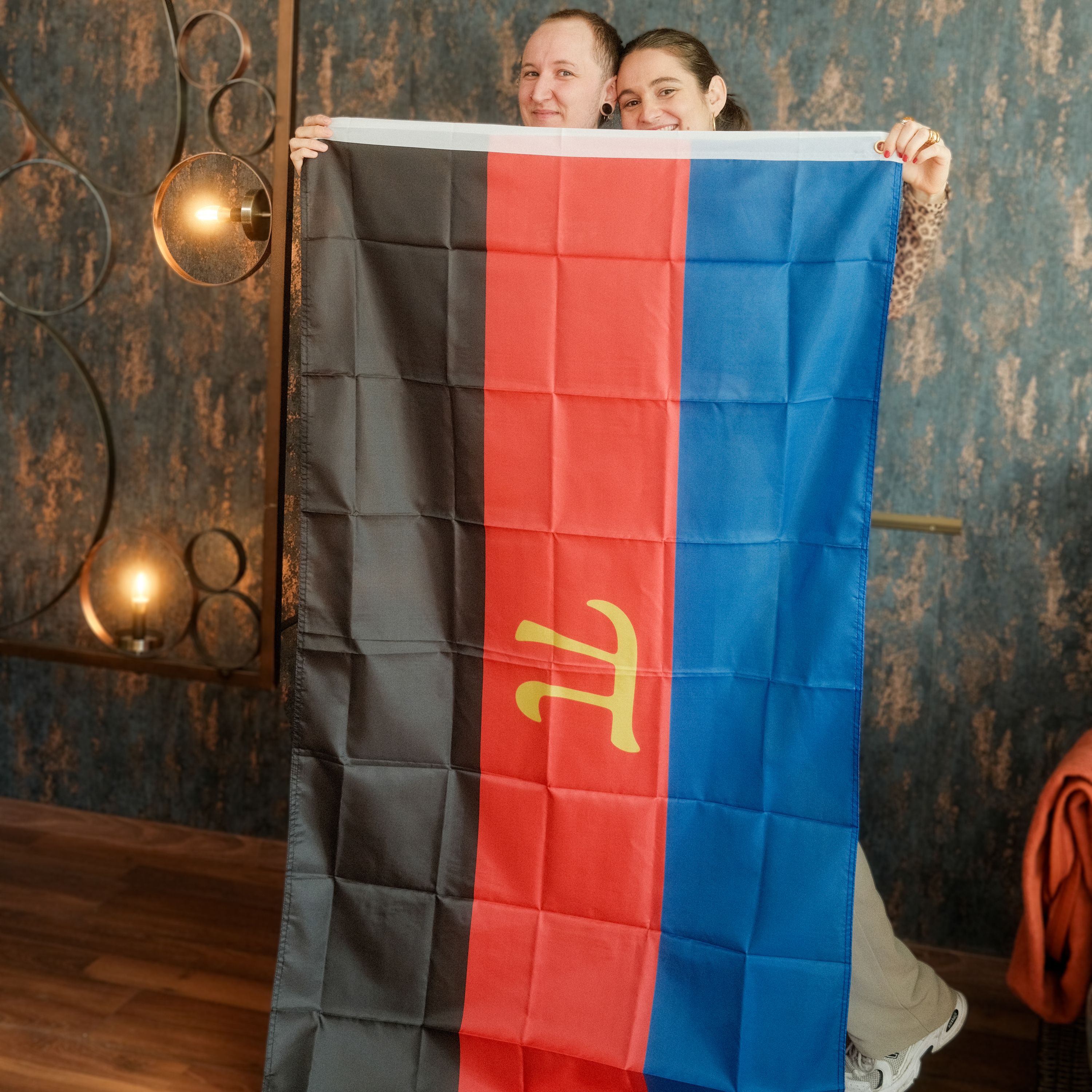 Polyamory Pride Flagge – 90×150 cm Stofffahne mit Ösen für CSD & Festival